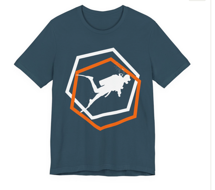 Minimal Scuba Diver Dark | Universe