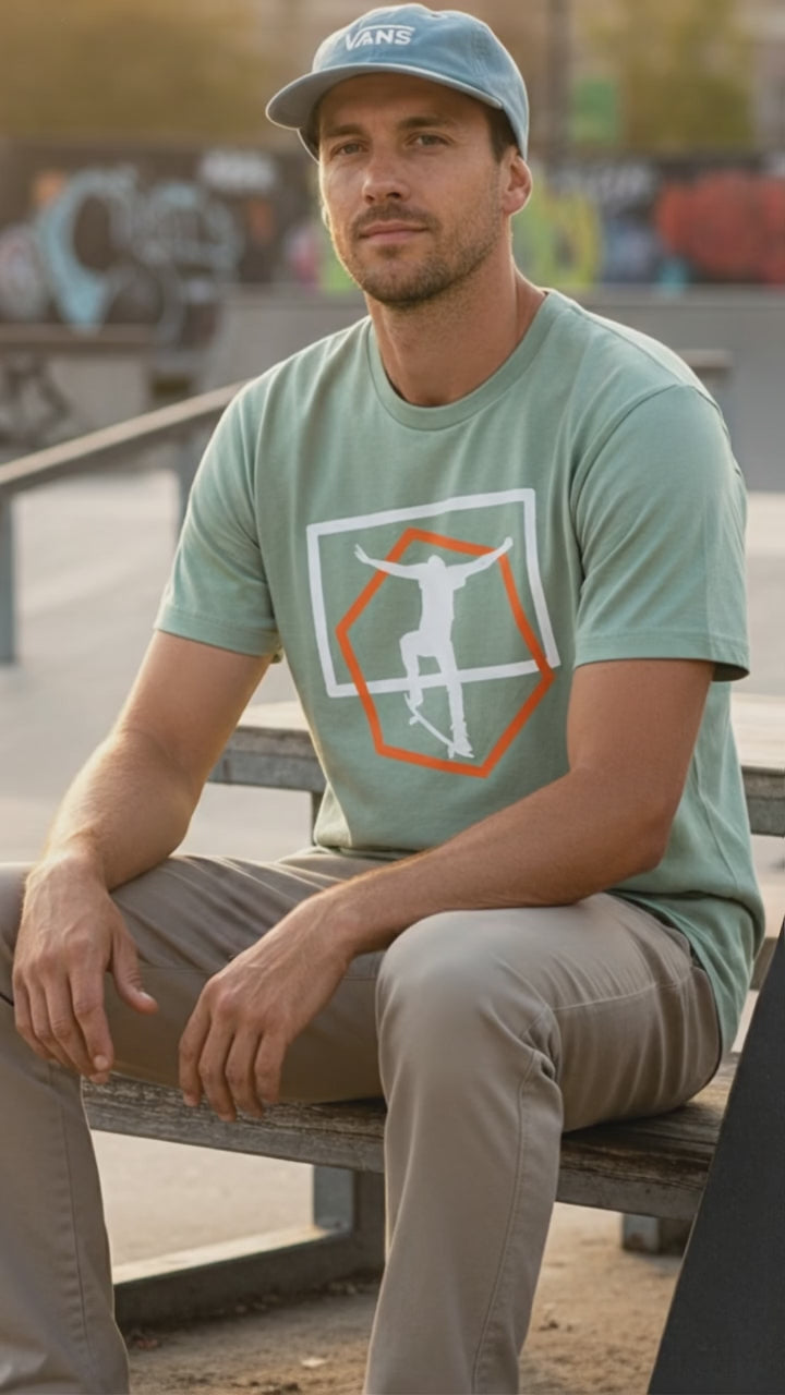 Minimal Skateboarder Ollie Dark Lifestyle Video — Universe Digital